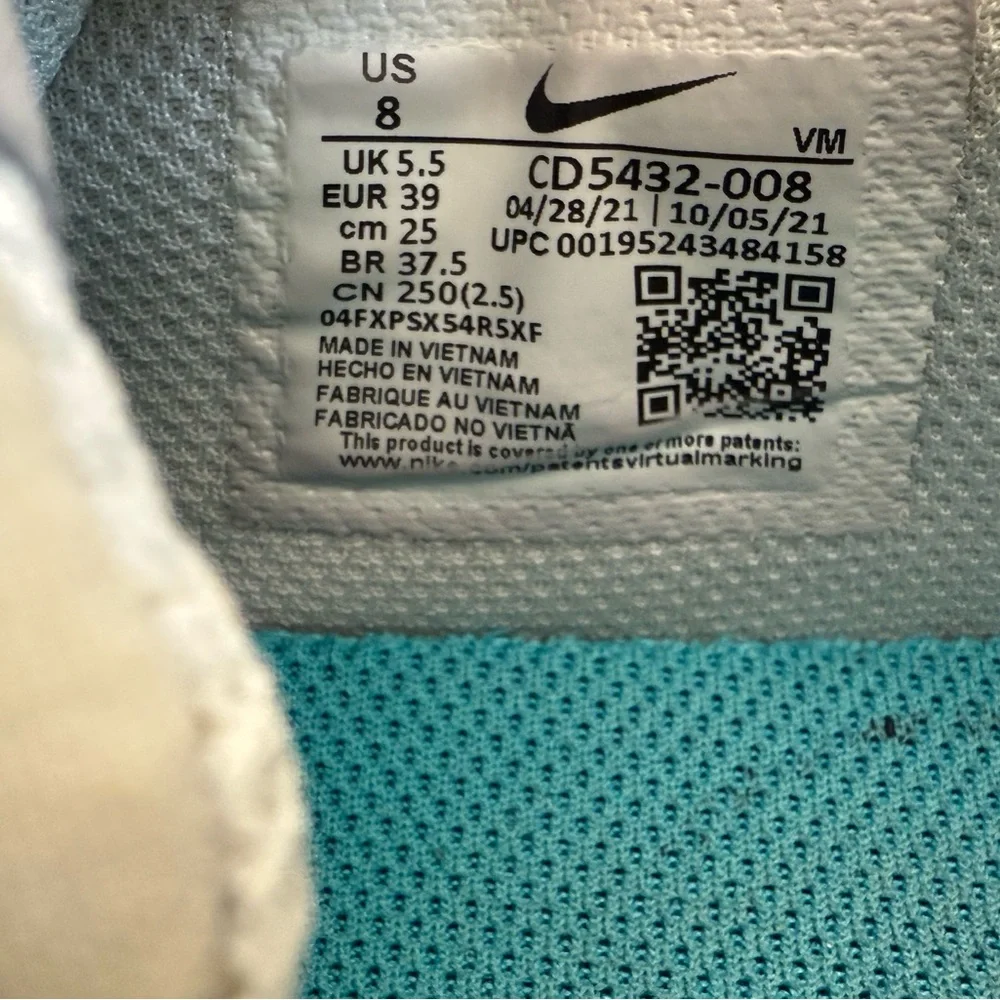 Nike Air Max Excee Pure Platinum/ Teal Bright Crimson‎ Womens 8 Sneakers Shoes